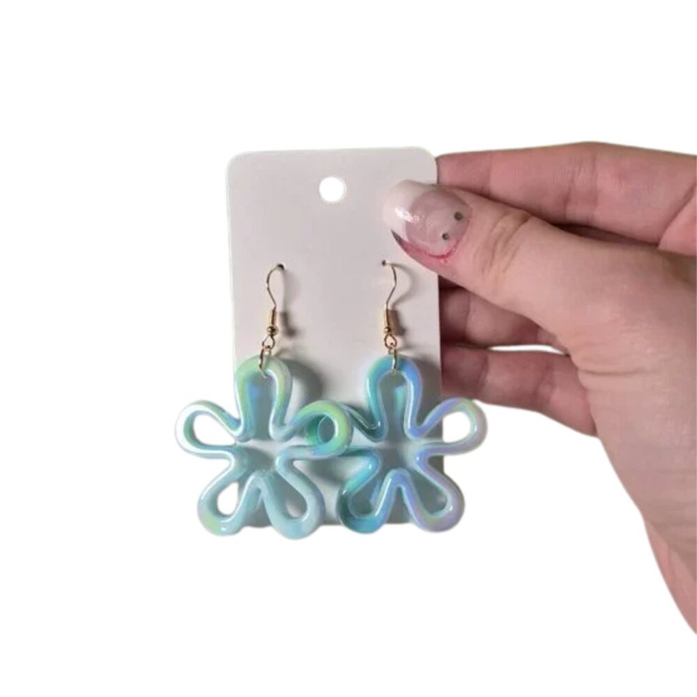 Acrylic Holo Spongebob Flowers Earrings - Picture 2 of 2